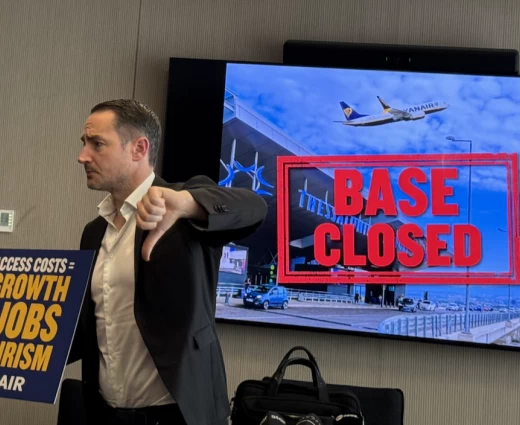Ryanair: Κόβει 12 δρομολόγια στην Ελλάδα -τα 10 στη Θεσσαλονίκη- και ζητά «πάγωμα» χρεώσεων