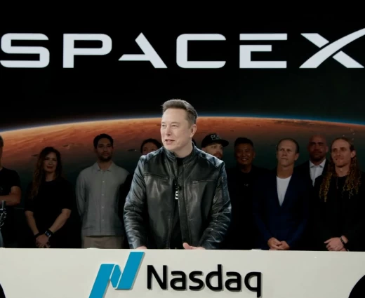 SpaceX: Άλμα 11% για τη μετοχή στις προσυνεδριακές συναλλαγές μετά την ιστορική IPO