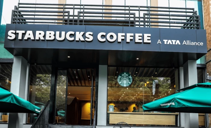Starbucks: Επιταχύνει την επέκτασή της στην Ινδία με έως και 100 νέα καταστήματα τον χρόνο