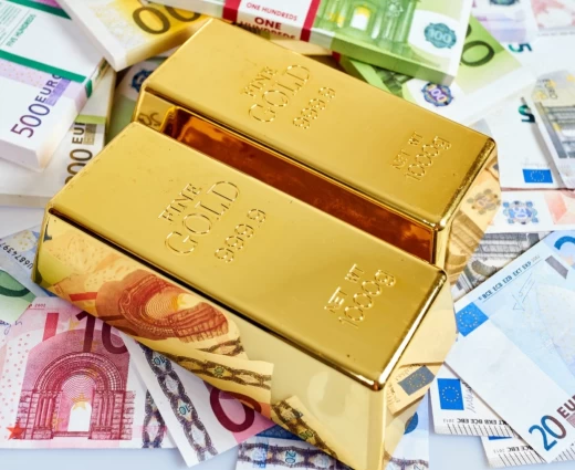 Χρυσός: Κάτω από τα $4.100 η ουγκιά - Ισχυρό δολάριο και πληθωρισμός πιέζουν την αγορά
