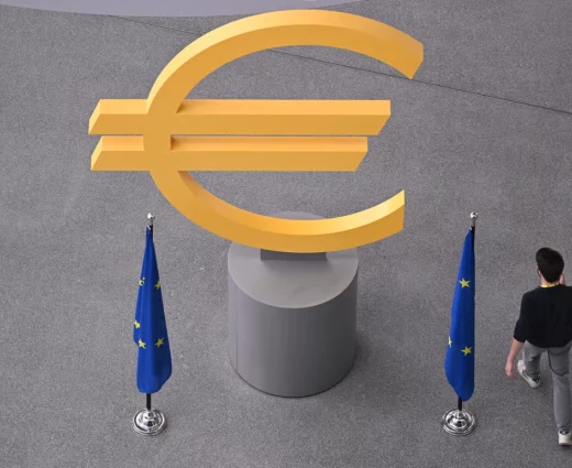 Οίκοι αξιολόγησης: Θετική η δημοσιονομική στρατηγική της Ευρωζώνης