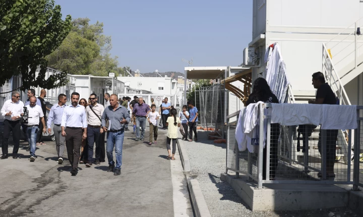 Περιορίστηκαν στις 2.000 οι αιτούντες ασύλου που λαμβάνουν επιδόματα