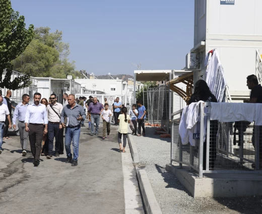 Περιορίστηκαν στις 2.000 οι αιτούντες ασύλου που λαμβάνουν επιδόματα