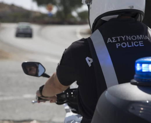 Ωράριο Αστυνομίας: Συνάντηση με ΠτΔ και Υπ. Δικαιοσύνης ζητούν ΣΑΚ και ΠΑΣΥΔΥ