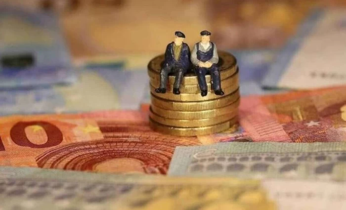 ΠΕΟ: Πρέπει να διασφαλιστούν συντάξεις πάνω από το όριο της φτώχειας