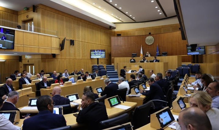 Τελευταία πράξη για το Σχέδιο Ανάκαμψης στη Βουλή την Τρίτη με δύο ν/σ