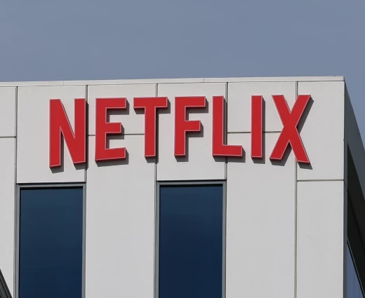 Netflix: «Αραιώνει» τα στοιχεία τηλεθέασης και η Wall Street ανησυχεί – Βουτιά 9% για τη μετοχή
