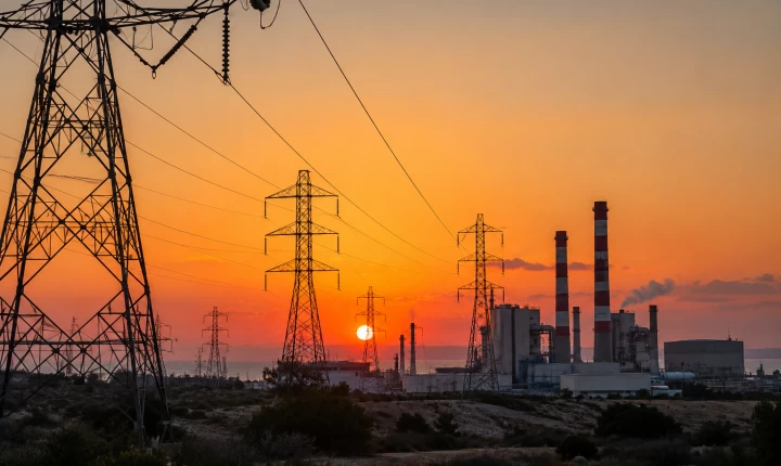 Ρεκόρ ζήτησης ηλεκτρισμού βρίσκει το σύστημα χωρίς εφεδρείες