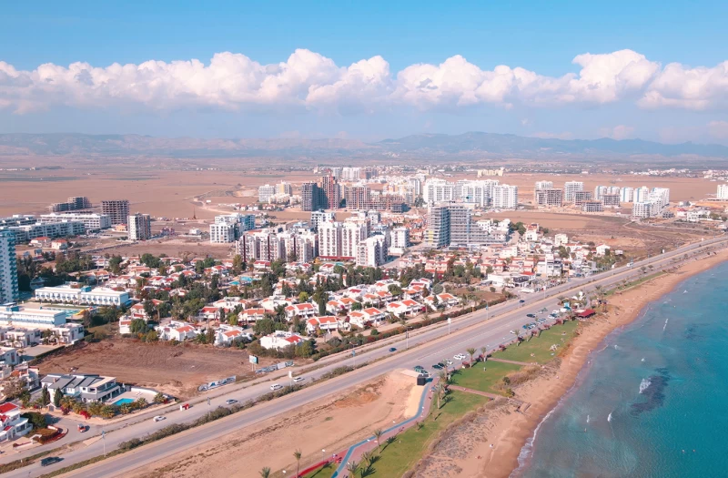Σκιές πίσω από την έκρηξη των αναπτύξεων στα κατεχόμενα