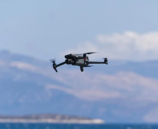 ΗΠΑ: Επιβολή δασμών στις εισαγωγές drones – Έως 100% για τα μεγαλύτερα, στρατηγικής σημασίας