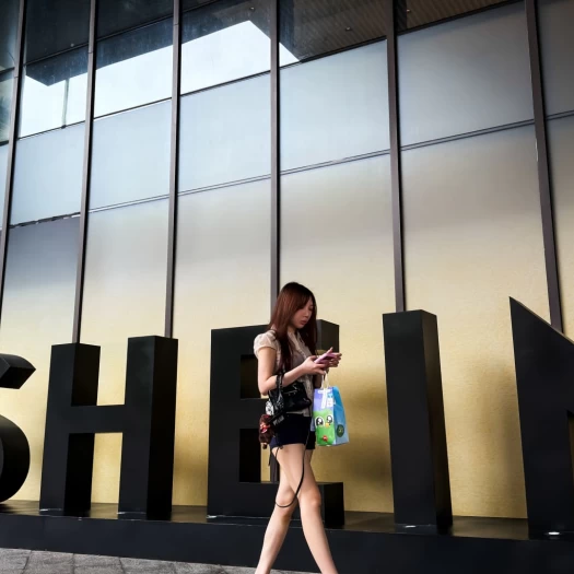 Shein: Στα 25 δισ. δολάρια κατεβάζει τον πήχη για την IPO στο Χονγκ Κονγκ