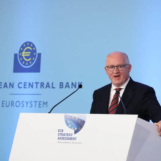 Λέιν (ΕΚΤ): Κοντά στο 3% ο πληθωρισμός στην ευρωζώνη έως το τέλος του 2026