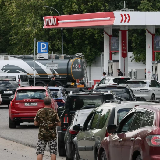 Η Ρωσία πραγματοποίησε την πρώτη εισαγωγή βενζίνης