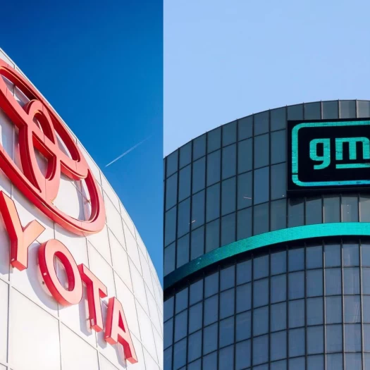 Η Toyota απειλεί την επί αιώνα πρωτοκαθεδρία της GM στις ΗΠΑ