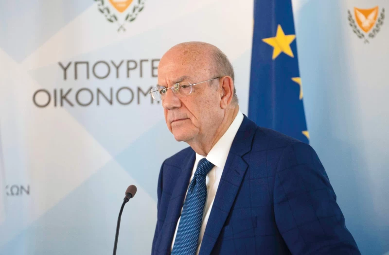Ανάπτυξη με υψηλό πληθωρισμό στο 4% - Οι αναφορές Κεραυνού για έκθεση του ΥΠΟΙΚ