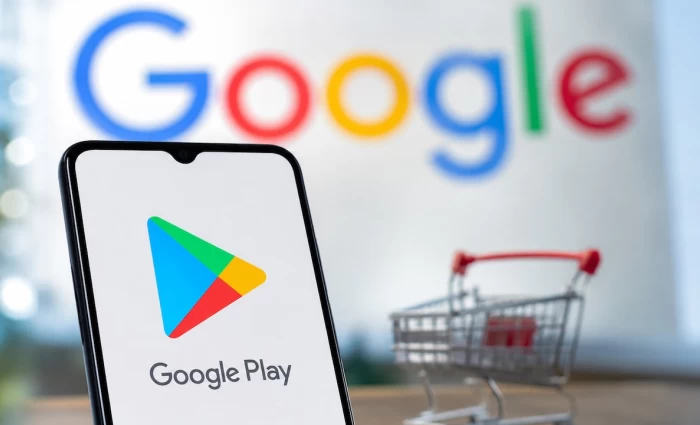 Google: Συμβιβασμός-ρεκόρ 260 εκατ. στερλινών στη Βρετανία για τις προμήθειες του Play Store