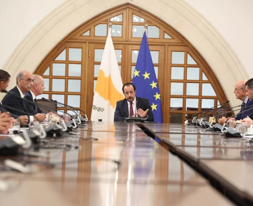 Διττός ο στόχος της συνταξιοδοτικής μεταρρύθμισης είπε ο ΠτΔ καλωσορίζοντας την ΟΕΒ