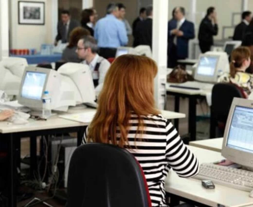 Ωρομίσθιο κυβερνητικό προσωπικό: Κρίσιμη συνεδρία μετά το «όχι» στην εργοδοτική πρόταση