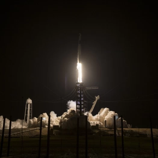 Πύραυλος εκτός ελέγχου της SpaceX εκτιμάται ότι συνετρίβη στη Σελήνη