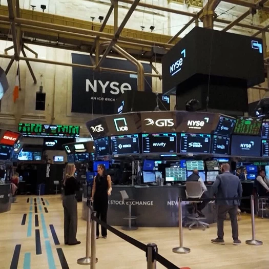 Μεικτά πρόσημα στη Wall Street με το βλέμμα στις εξελίξεις στη Μ. Ανατολή