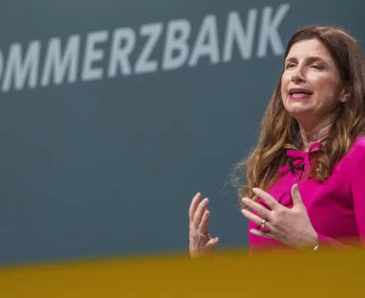 Commerzbank: Η Όρλοπ αλλάζει στάση απέναντι στη UniCredit ενόψει κρίσιμων διαπραγματεύσεων