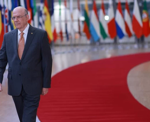 Η AI στο τραπέζι των ΥΠΟΙΚ της ΕΕ - Στο Δουβλίνο ο Κεραυνός