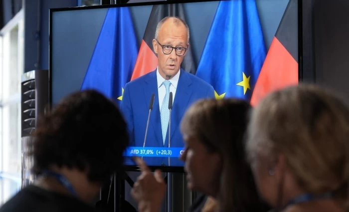 Handelsblatt: Η αδυναμία του Μερτς εξελίσσεται σε ευρωπαϊκό πρόβλημα