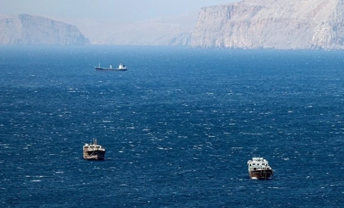 Το Ιράν επιμένει στους όρους του για να ξανανοίξει το στενό του Ορμούζ παρά την απόρριψή τους από τις ΗΠΑ