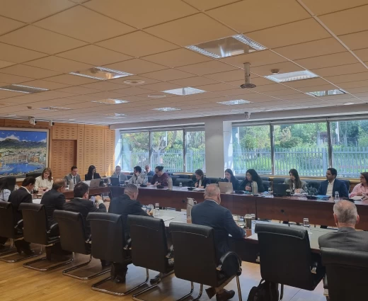 «Βλέπουν» κινδύνους στη Βουλή για ψηφιακή παρουσίαση επιταγών