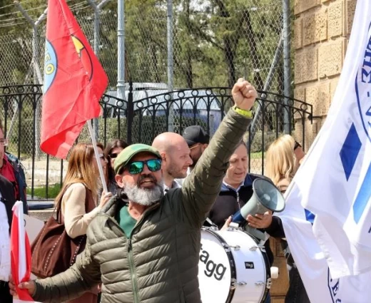 Έξω από το Προεδρικό με αιτήματα σήμερα οι εργαζόμενοι σε προγράμματα του ΥΠΑΝ